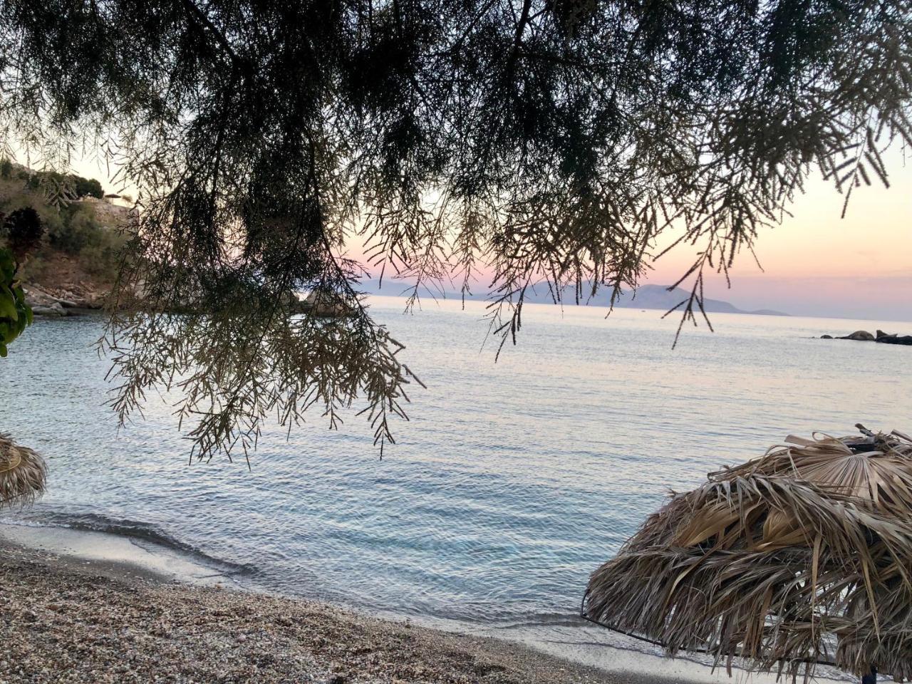 Hotel George Agios Kirykos  Bagian luar foto